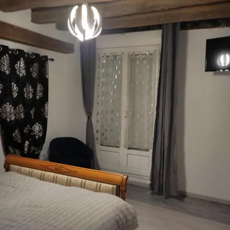 Kerval Homestay Maresche